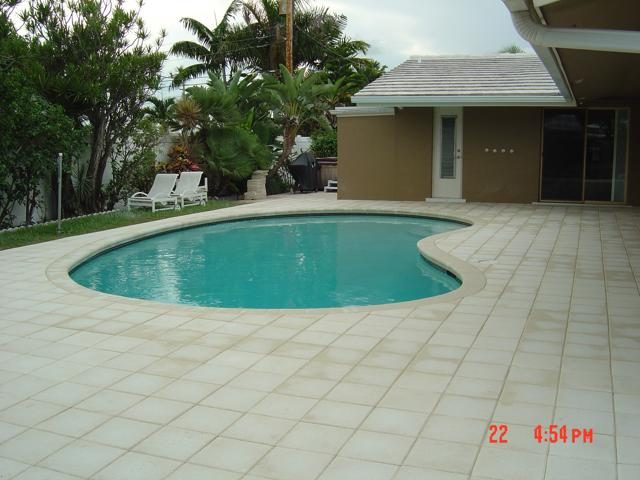 Pool & Patio Pavers Gallery