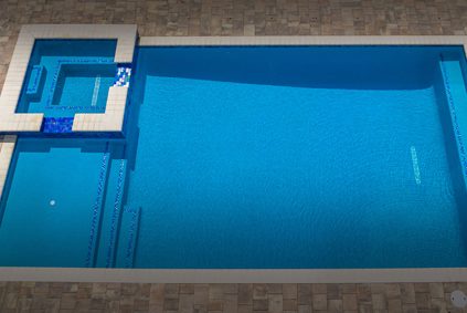 Pool builder in Cloud Lake, FL
