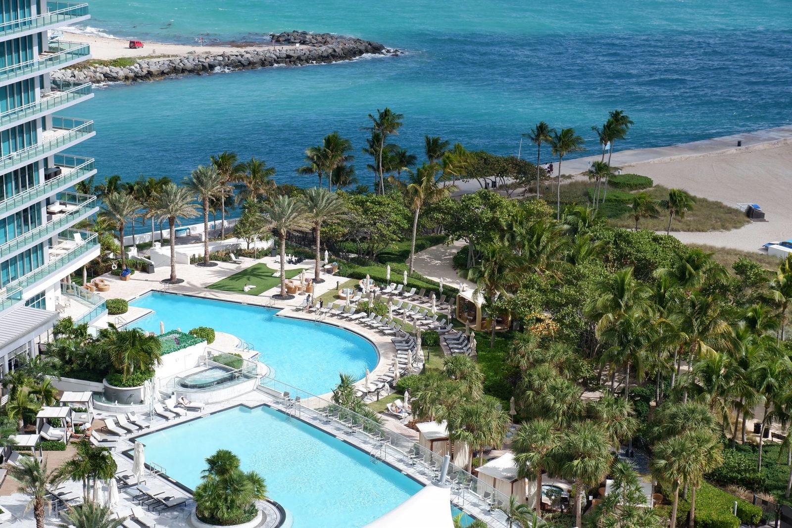 Cliff's Pools & Patios rooftop urban pool project