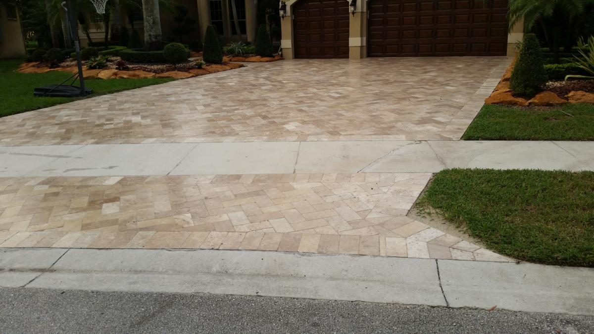 Cliff's Pools & Patios paver driveway and walkway