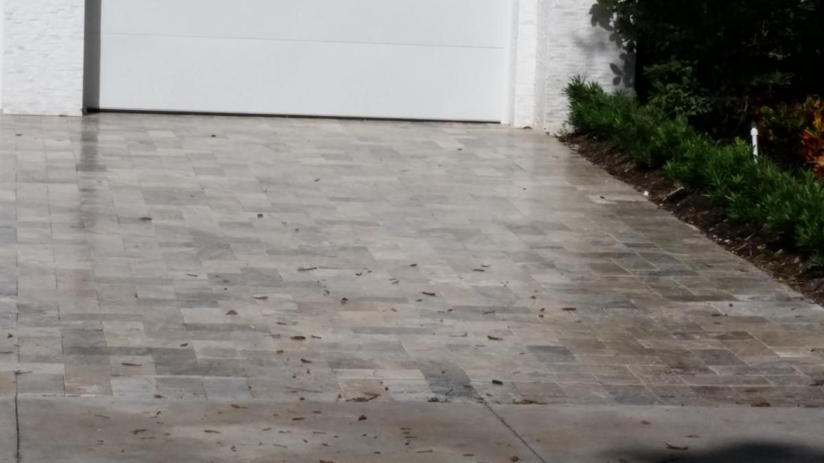 Cliff's Pools & Patios paver driveway and walkway