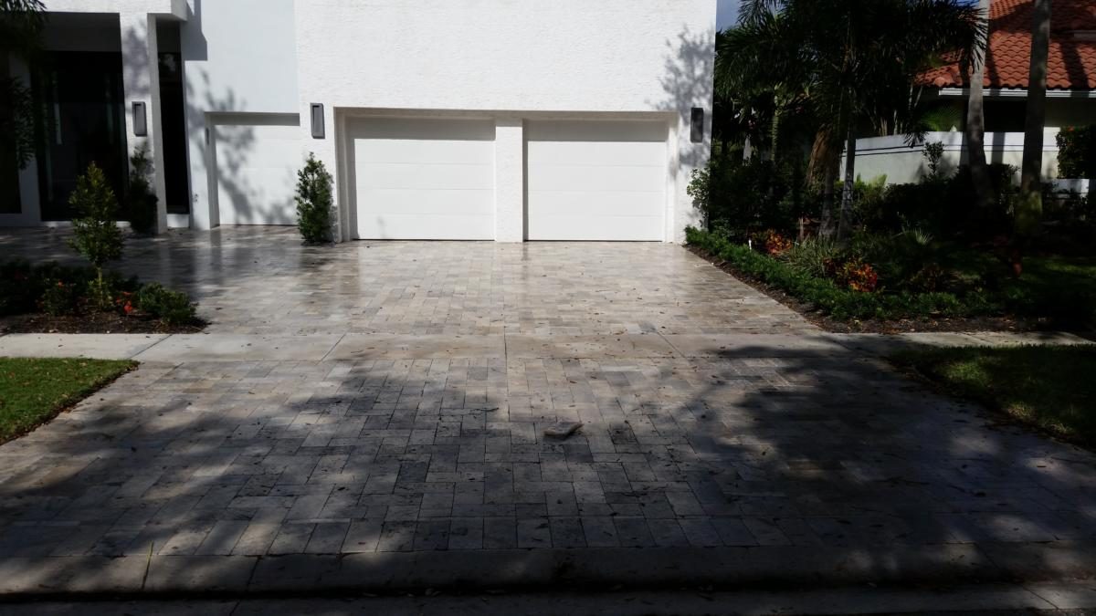 Cliff's Pools & Patios paver driveway and walkway