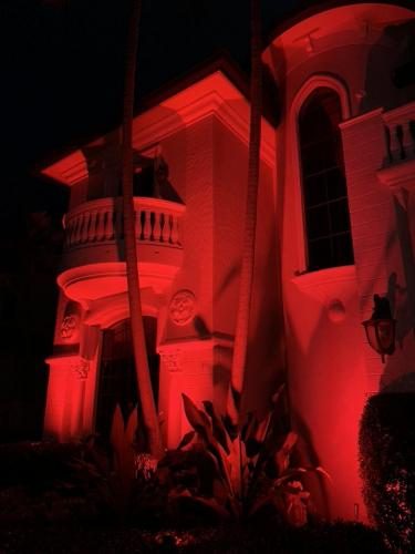 Cliff's Pools & Patios outdoor pool lighting - serving Lighthouse Point, FL