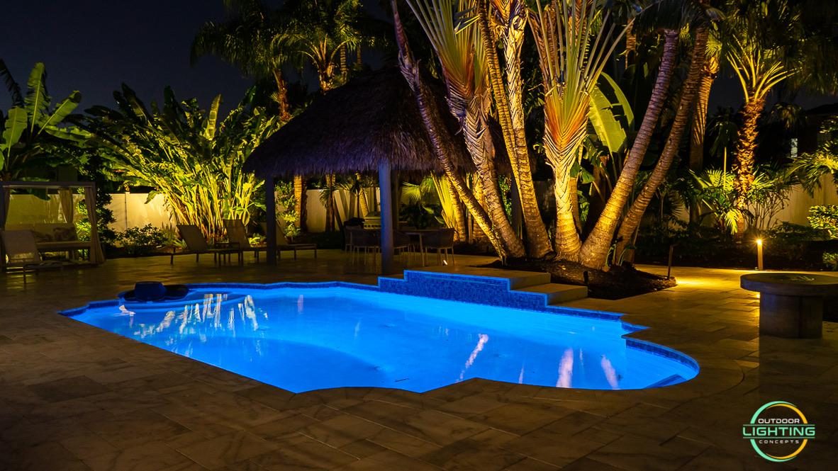 Cliff's Pools & Patios outdoor pool lighting