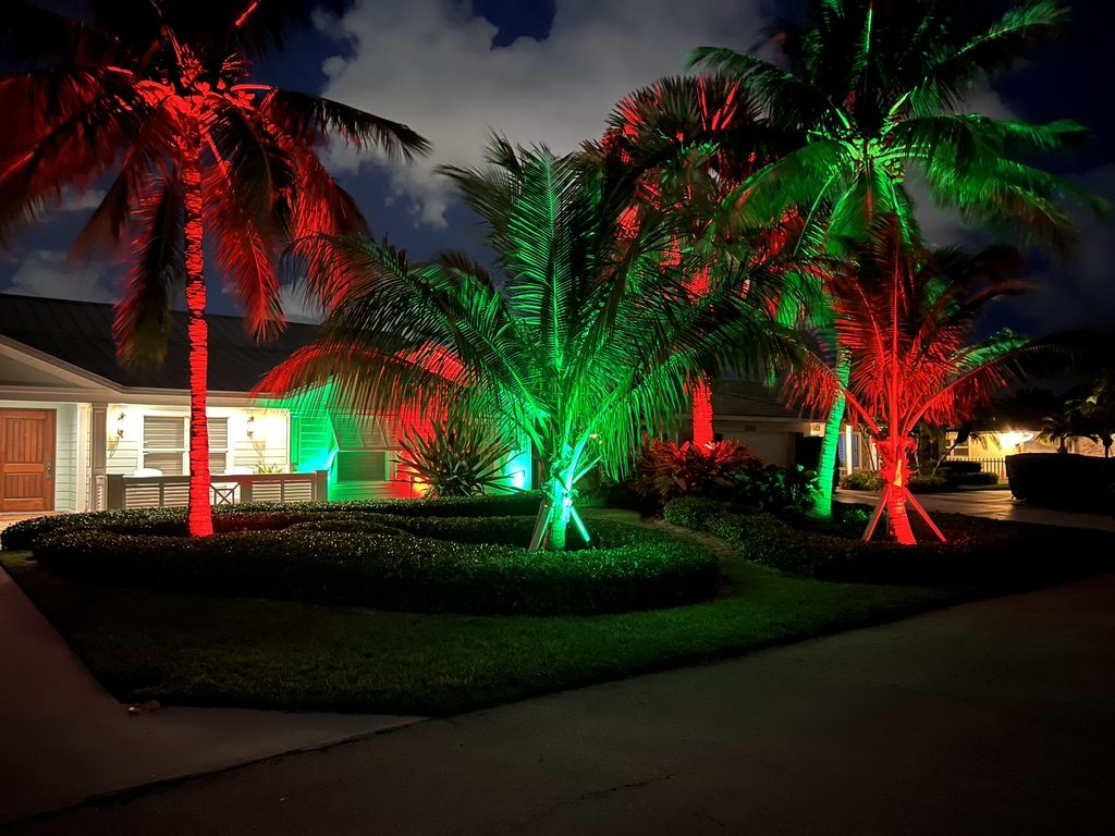 Cliff's Pools & Patios outdoor pool lighting - serving Jupiter, FL