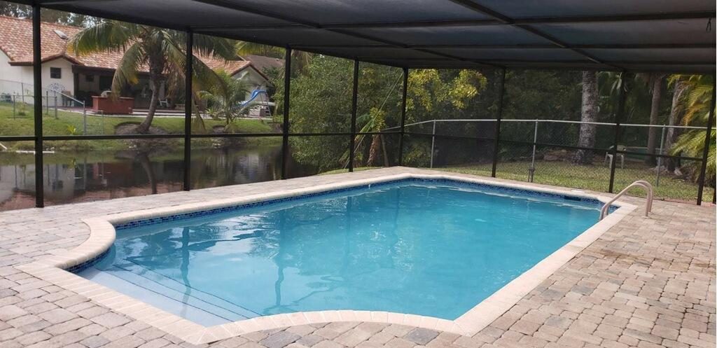 Cliff's Pools & Patios pool remodel and resurfacing