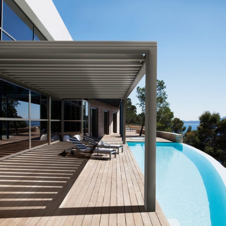 Cliff's Pools & Patios pergola / covered roof project