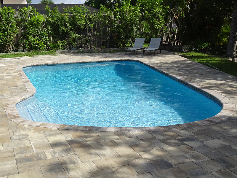 Pool cleaning services