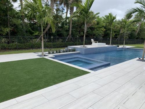 Pool 2